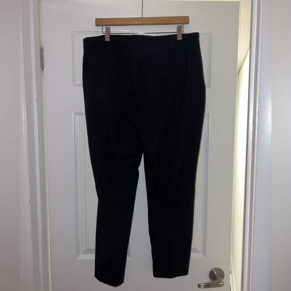 Black women’s business pants - Picture 2 of 3